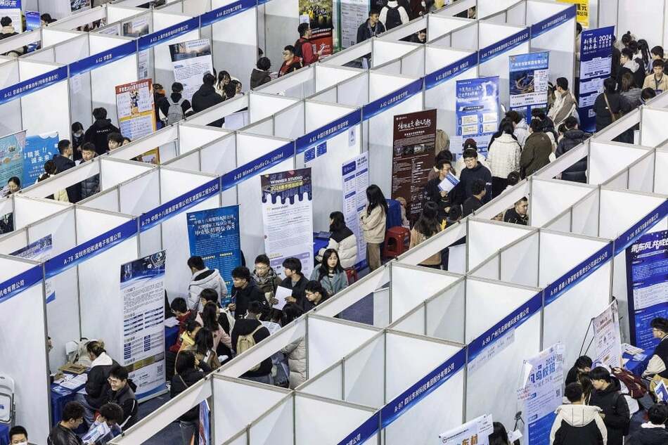 The current Chinese job markets is attracting many top talents worldwide
