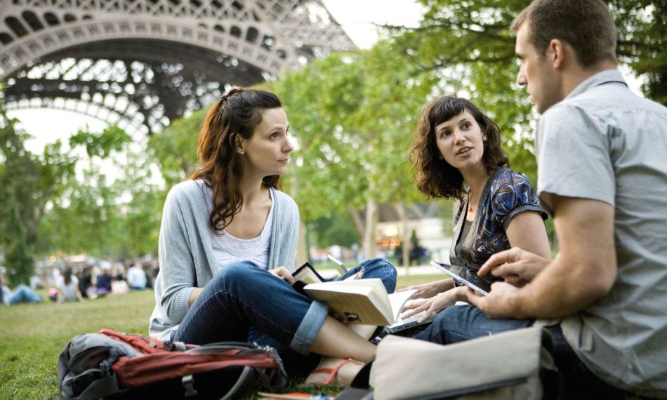 Once you've greeted someone, knowing how to introduce yourself is the next essential step