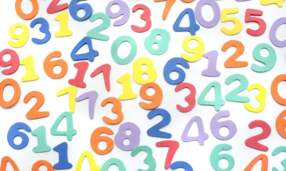 Counting larger numbers in Korean is easy once you learn the base tens.